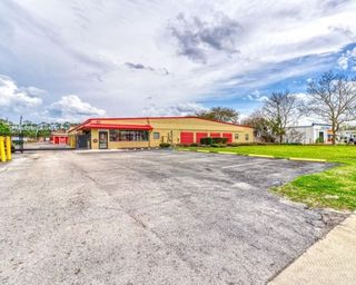Facility Image